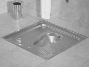 Stainless steel squat pan for prisons